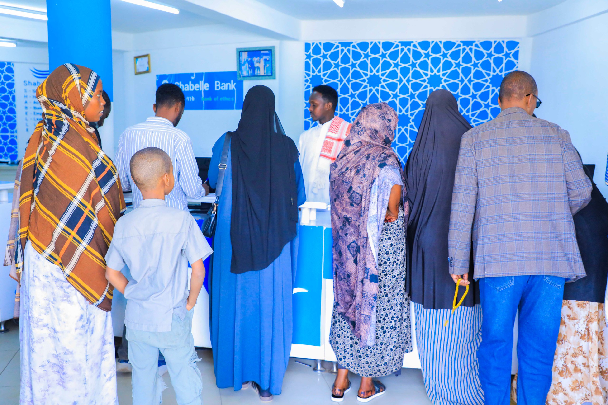 photo_5857489893532044082_w